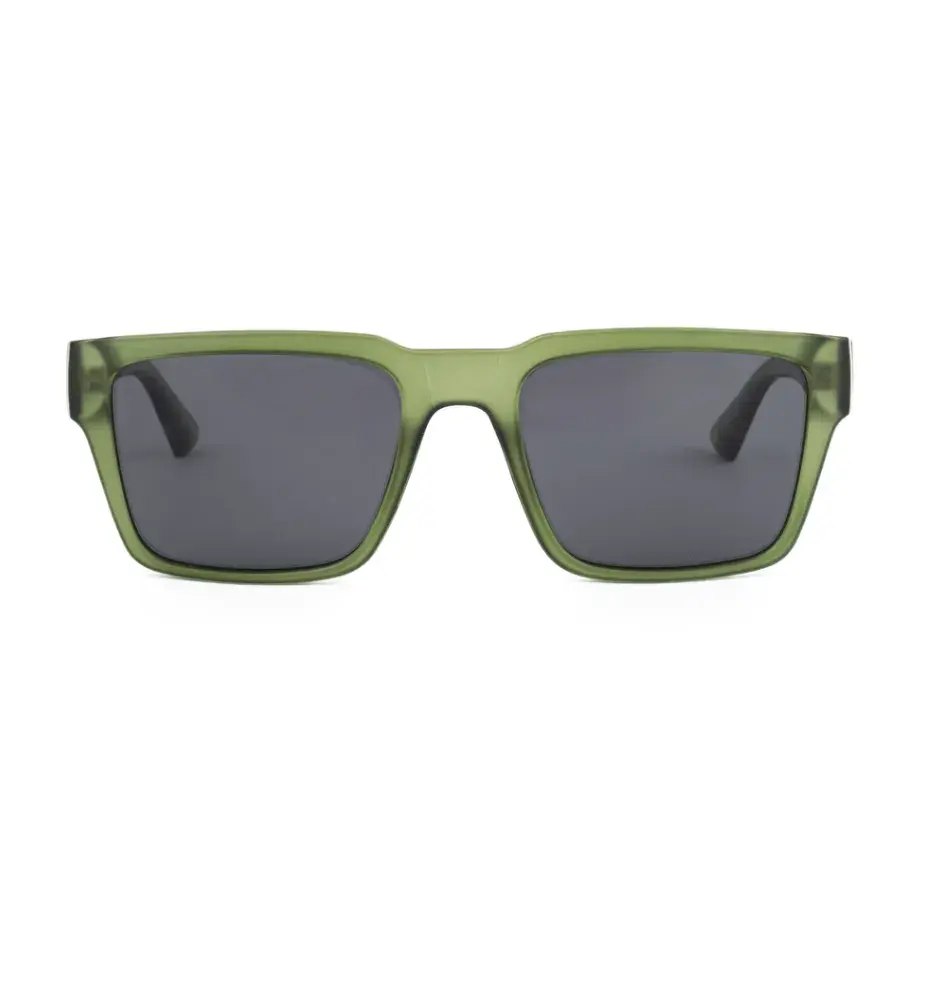 Lentes de sol Skadi Green. ( Bonding Eyewear, $166.500)