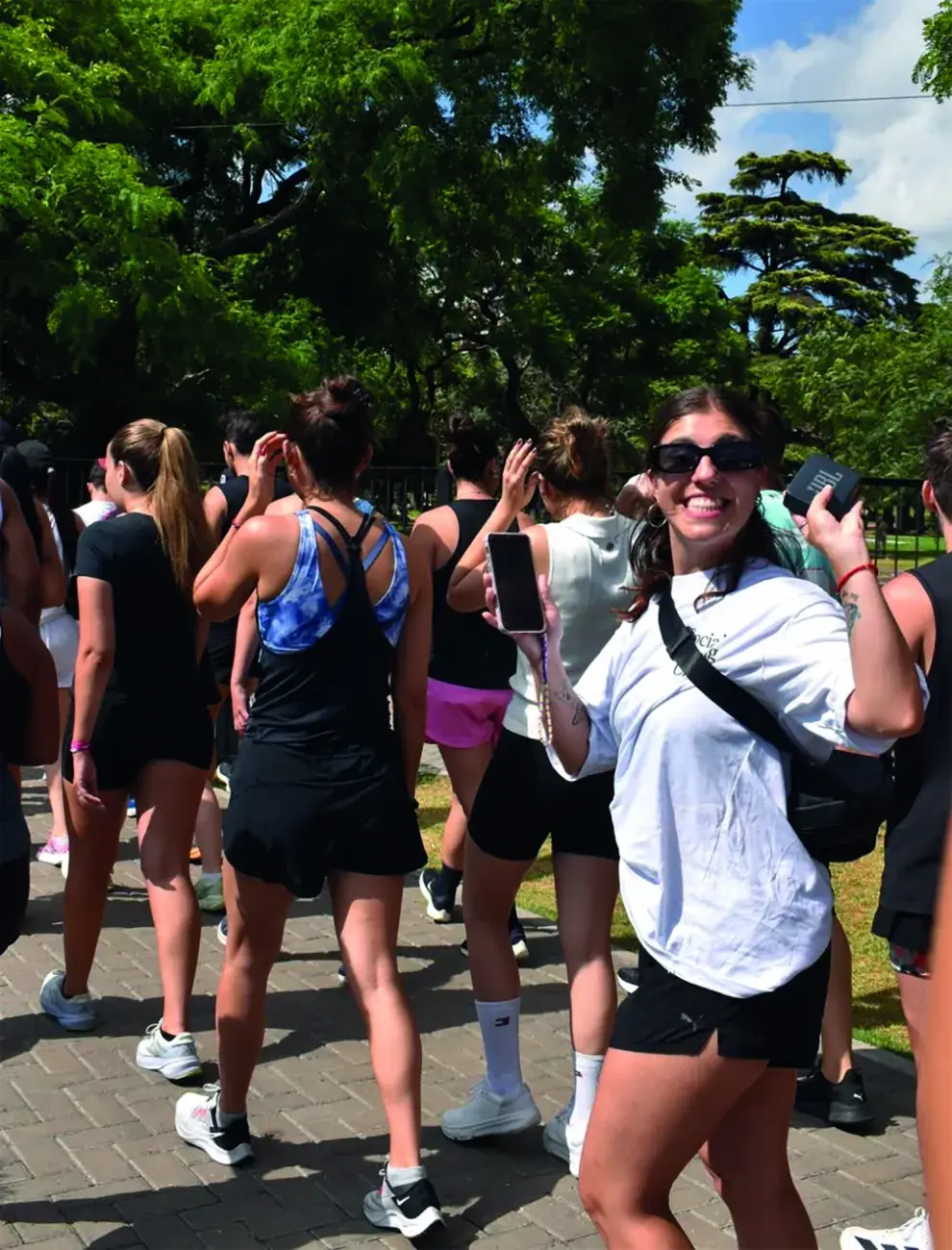 Planes para conocer gente en Buenos Aires: 8 propuestas offline para salir y conectar