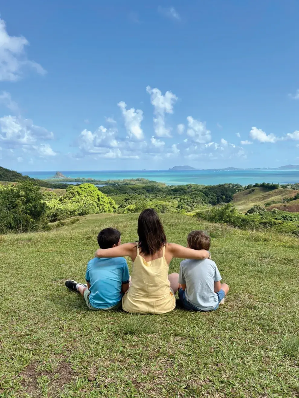 Descubrí qué hacer en Oahu, la isla más completa de Hawái: playas icónicas, cultura local, excursiones y consejos clave para organizar tu viaje y aprovechar al máximo el destino.