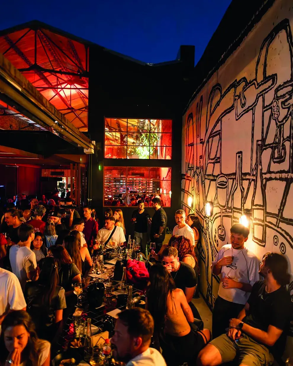 Planes para conocer gente en Buenos Aires: 8 propuestas offline para salir y conectar