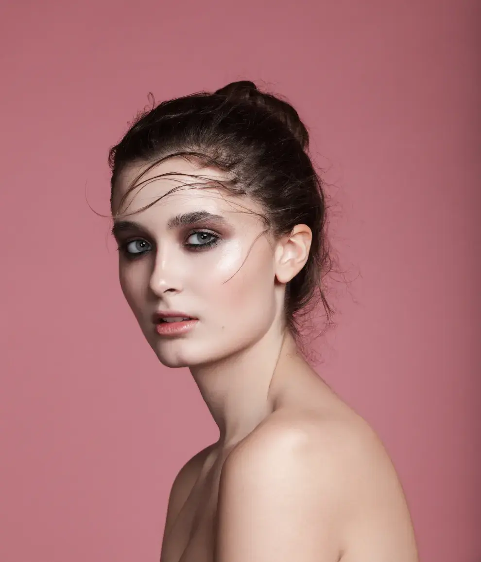 Si los labios vuelven a ser protagonistas, los ojos no se quedan atrás. 