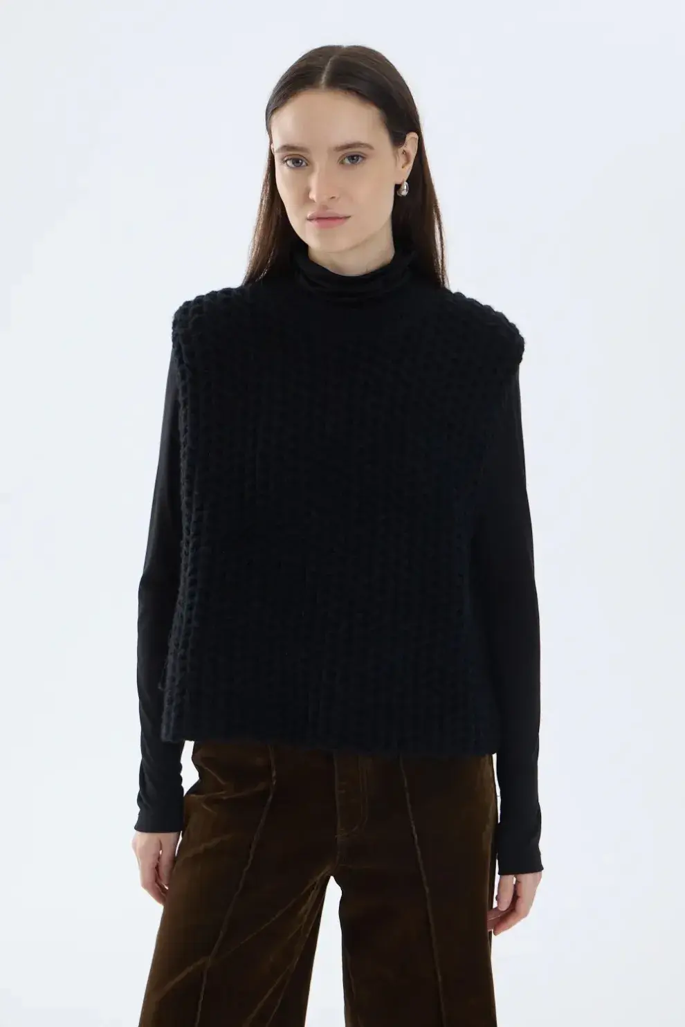 Los chalecos también tienen este tipo de cuellos. (PORTSAID $149.000)