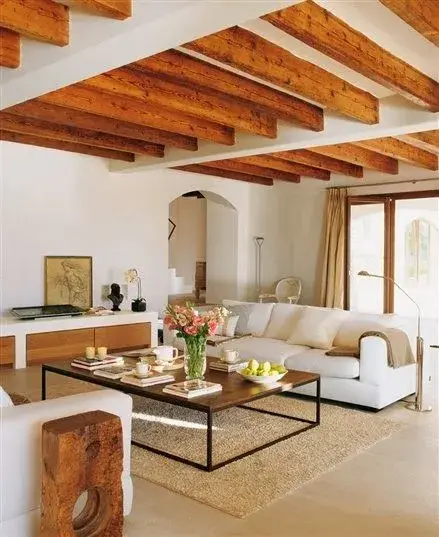 El techo como protagonista: 7 ideas para transformar el ambiente más ignorado de tu casa