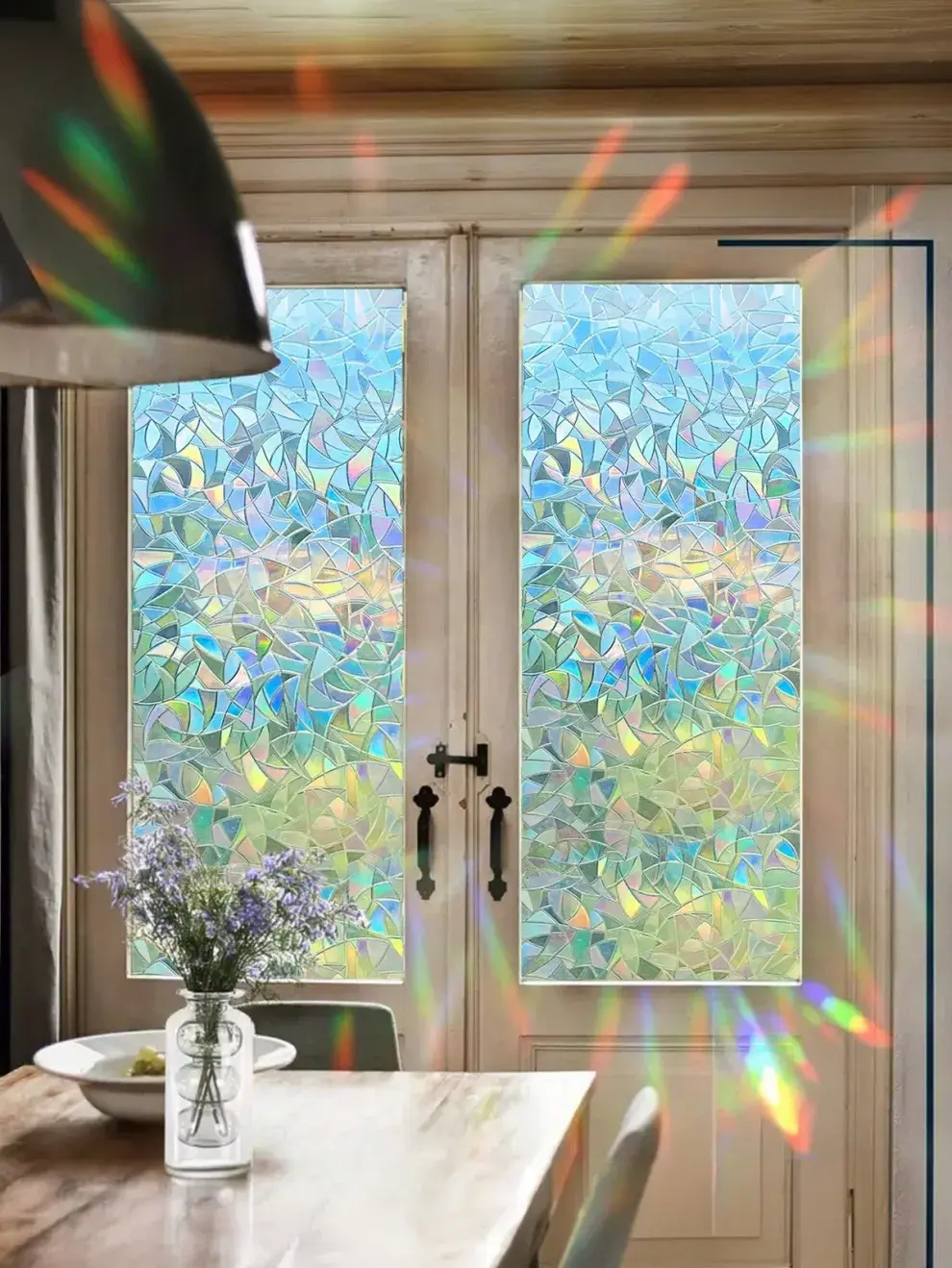 Adiós a las cortinas: 3 ideas originales para renovar tus ventanas con estilo