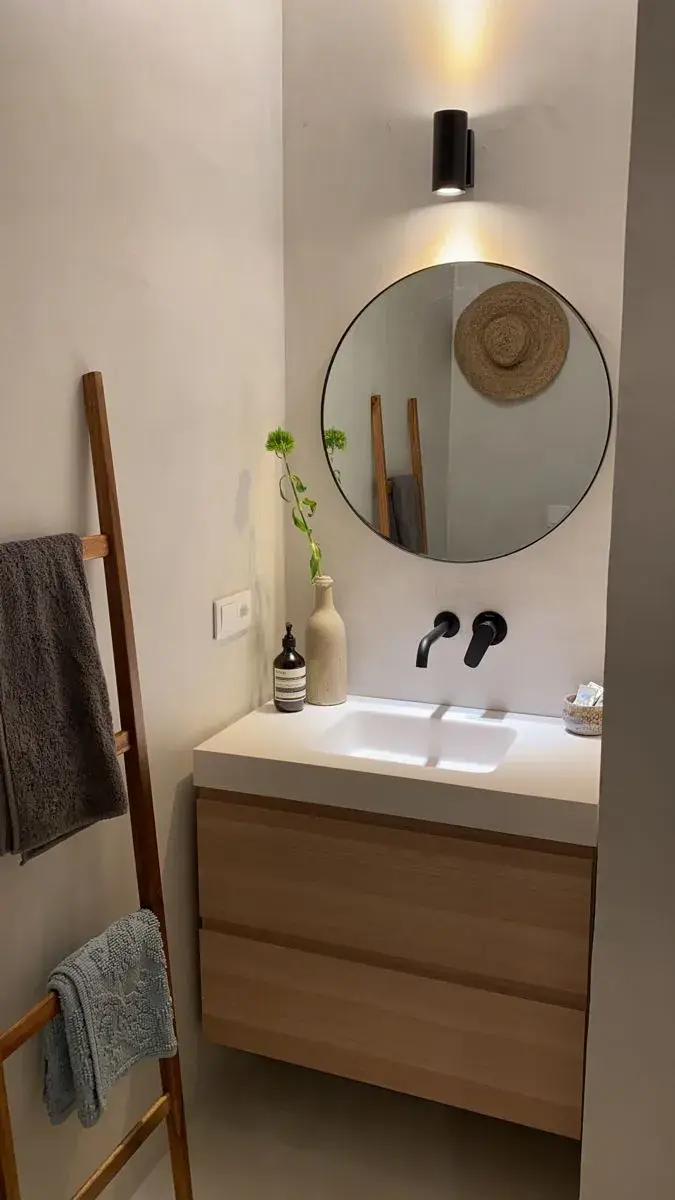 Los muebles flotantes son perfectos para ganar espacio