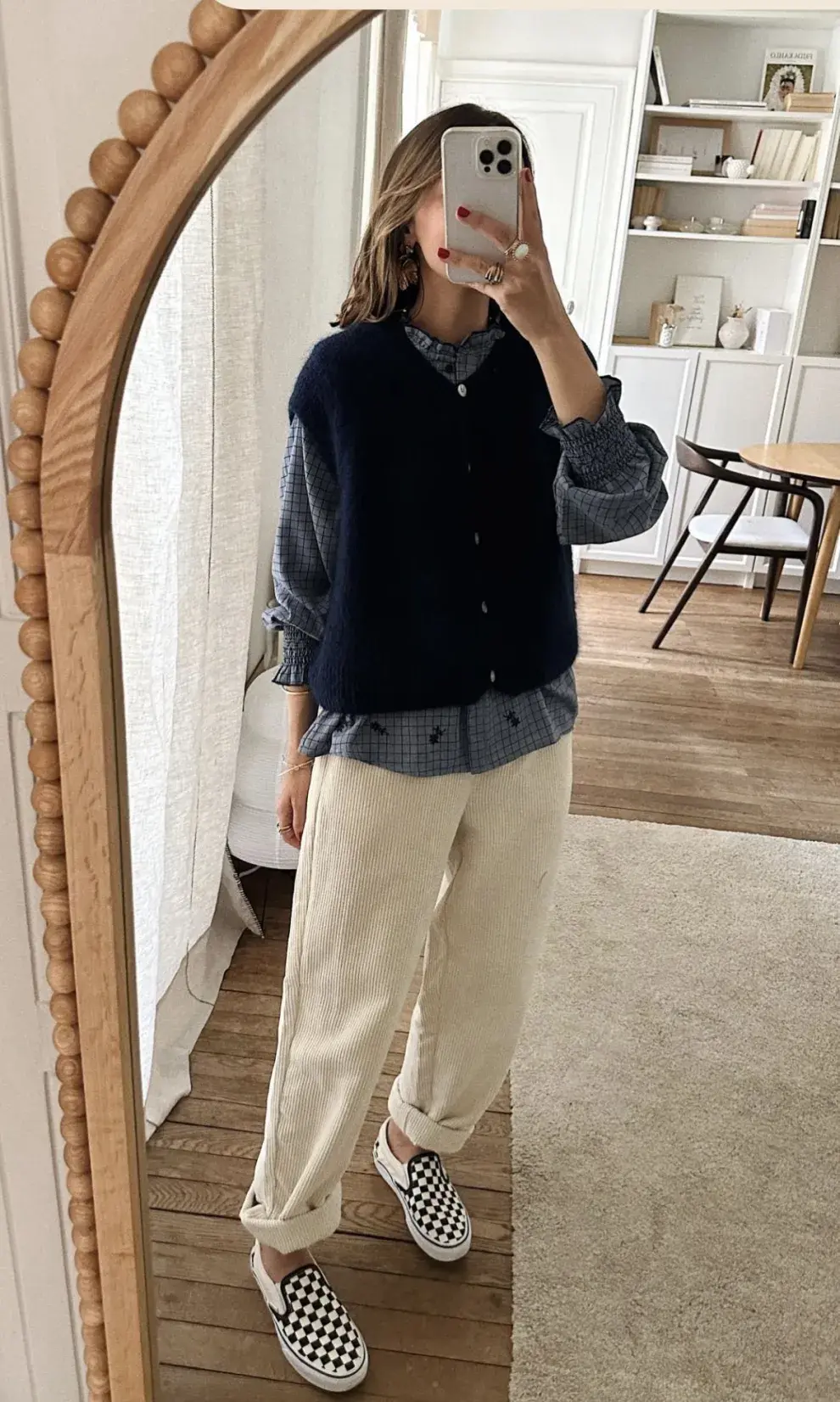 La prenda vintage que volvió con todo este invierno y seguro tenés en tu armario