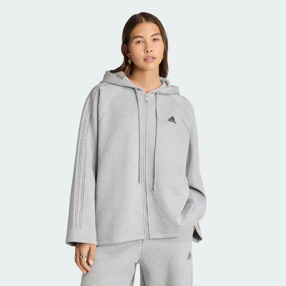 La campera deportiva Teamgeist Rhinestone de adidas.