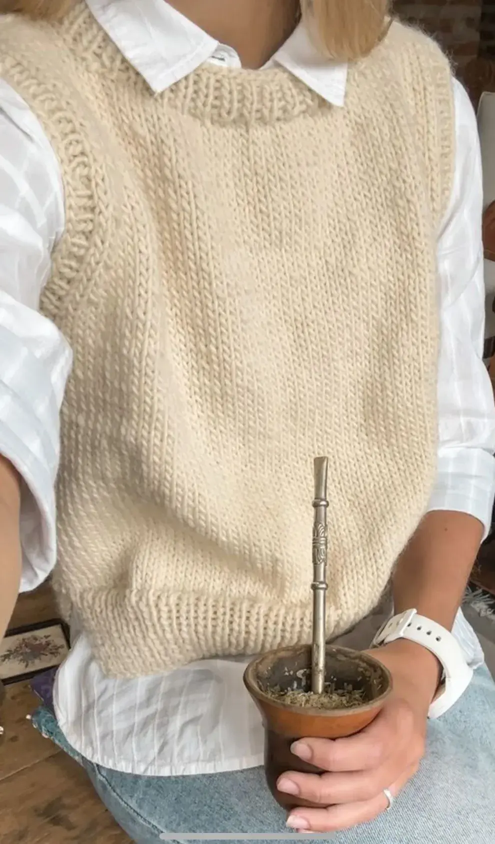 La prenda vintage que volvió con todo este invierno y seguro tenés en tu armario