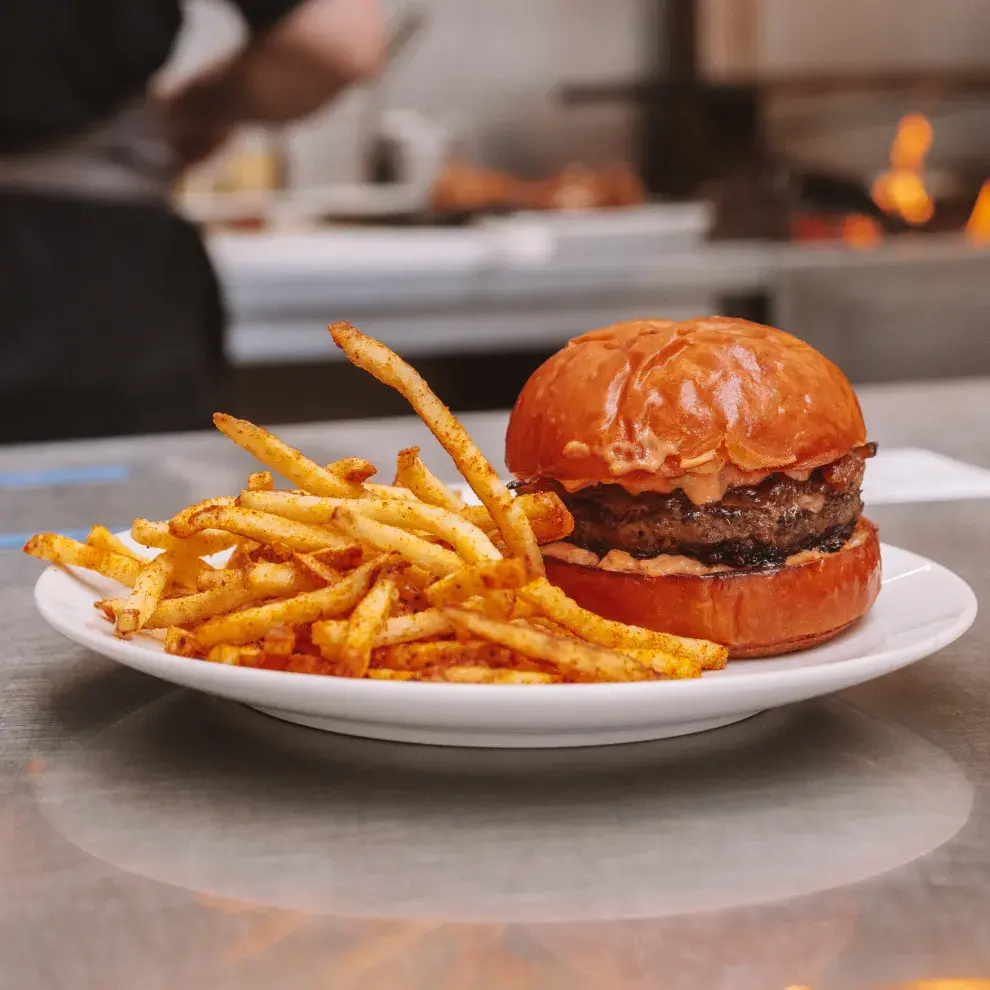 Día de la Hamburguesa: del smash al doble cheddar, las mejores propuestas para celebrar en Buenos Aires