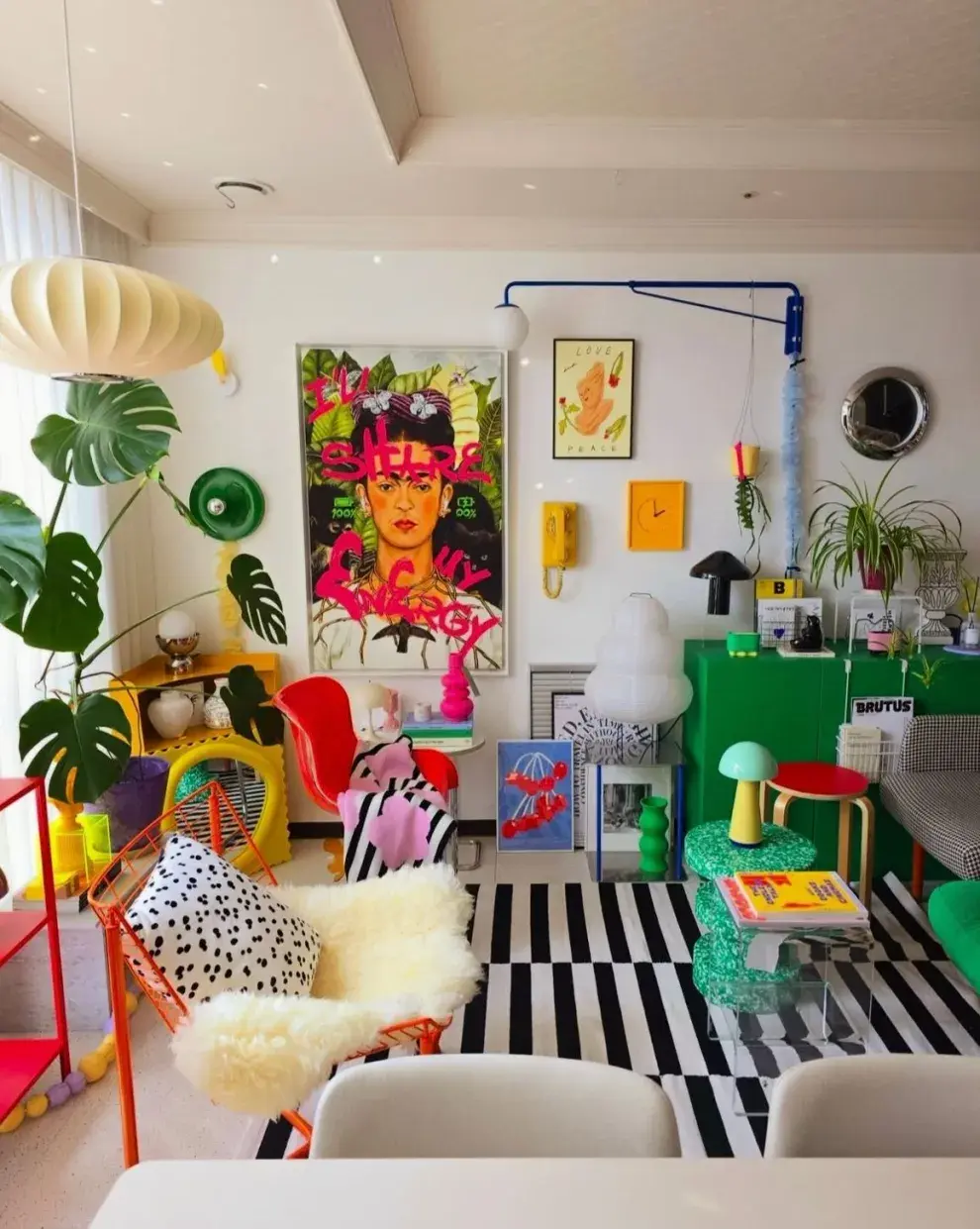 Foto de ambiente dopamine decor.