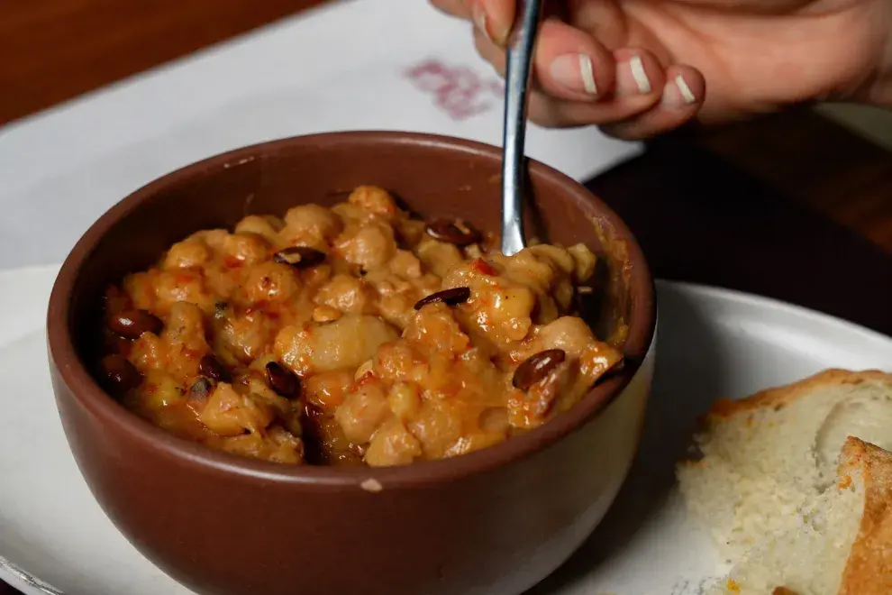 Menúes patrios para el 25 de mayo: las mejores opciones de comida regional en restaurantes de Buenos Aires