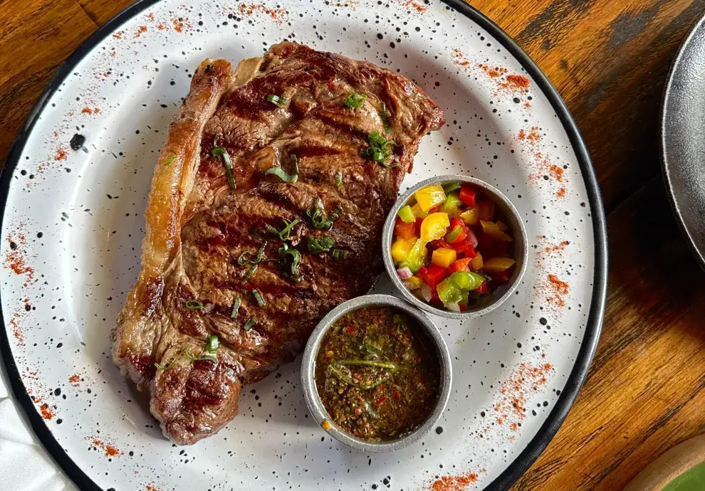 Menúes patrios para el 25 de mayo: las mejores opciones de comida regional en restaurantes de Buenos Aires