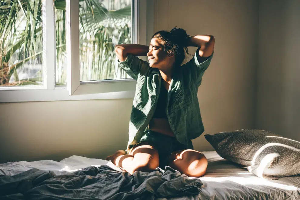 Foto de mujer relajada.