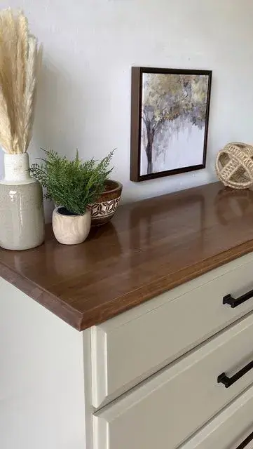 Foto de mueble de madera.