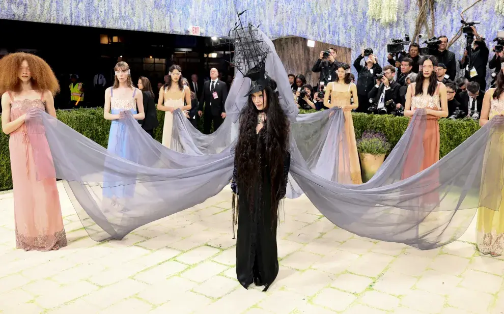 Madonna con diseño de Saint Laurent en la Met Gala 2026.