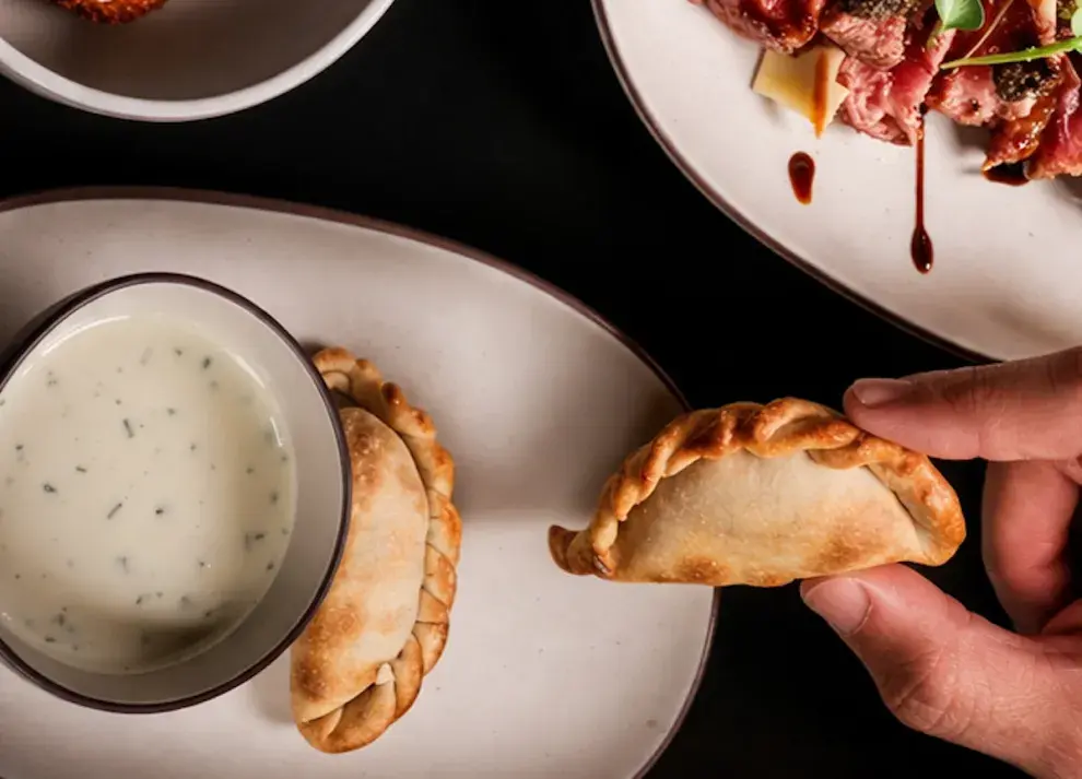 Comidas patrias para celebrar el 25 de mayo: lugares imperdibles de Buenos Aires.