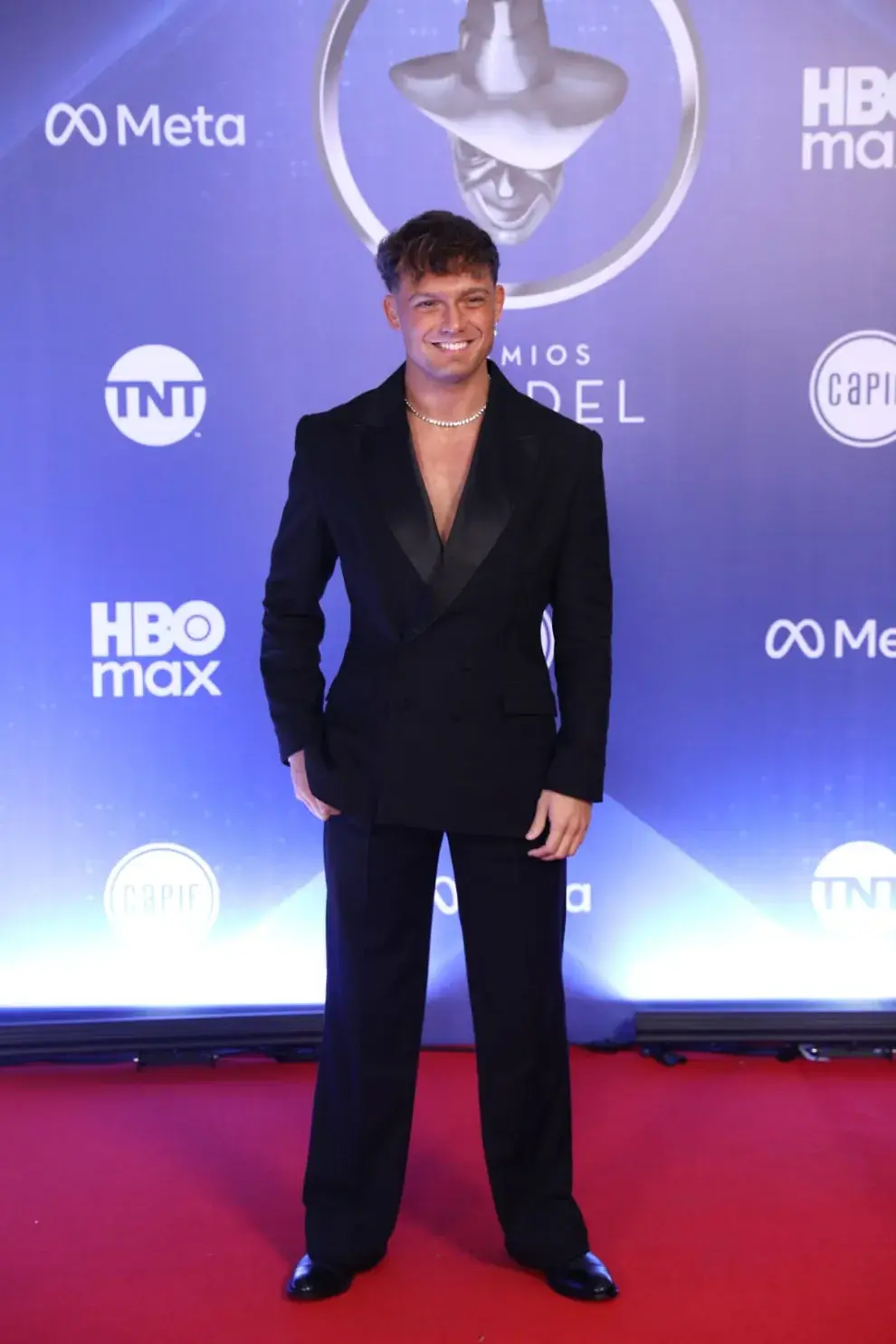 Ian Lucas presente en la red carpet de los Premios Gardel