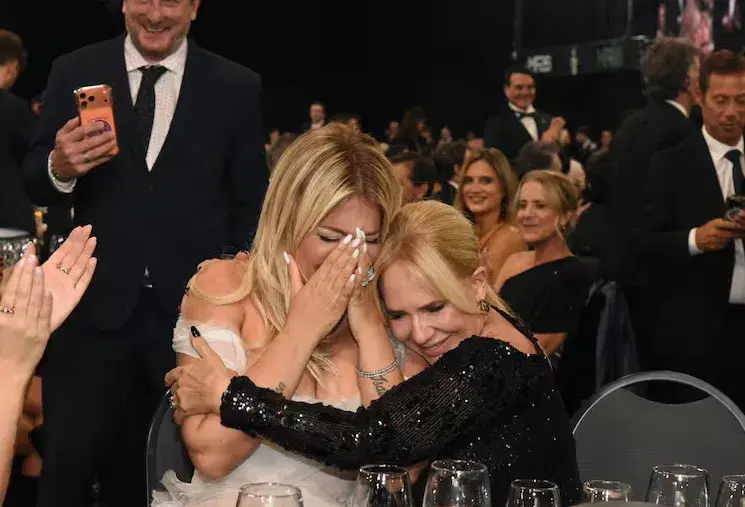 Wanda Nara y su emoción al recibir el Martín Fierro como mejor conductora