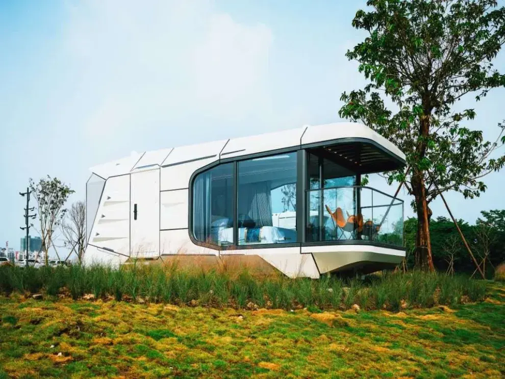 Glamni tiny houses: cómo son las mini casas chinas que llegan listas para habitar.