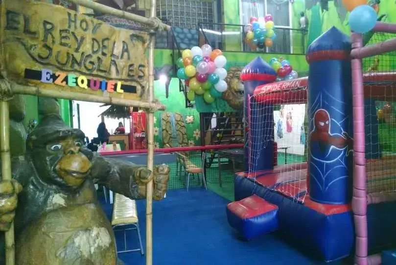 Selva Manía