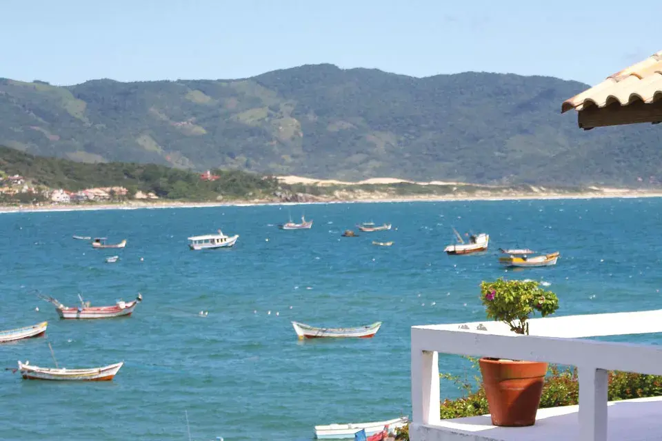 Todos los días del retiro, a media mañana, se hace un paseo a una playa y a un pueblito diferentes. ¿los más lindos? Praia do rosa, Garopaba, fFerrugem, Barra y Siriú.
