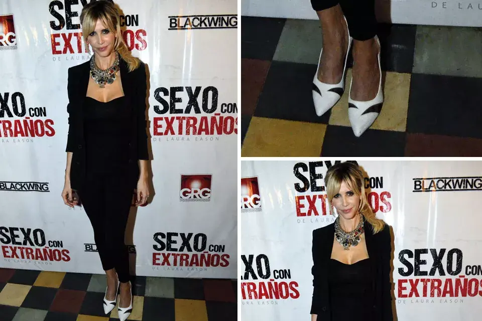 Guillermina Valdes optó por el negro, pero cortó el tono oscuro con stilettos blancos, muy cancheros y un maxi collar muy lindo también