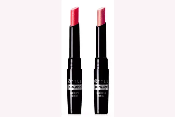 Style gold labial rojo y durazno (Gigot, $56.99 c/u)
