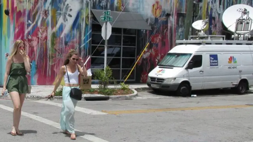 El brote ha recibido la atención de los medios de comunicación estadounidenses, que se concentraron este martes en Wynwood