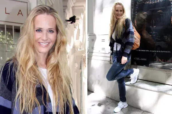 Muy casual, Julieta Prandi salió en jeans, zapatillas y cardigan a rayas