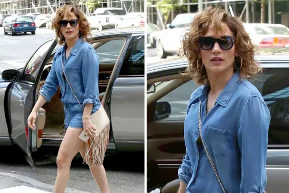Jennifer López cambió su look: cortó su largo cabello y dejó el tono más claro por éste que le queda divino