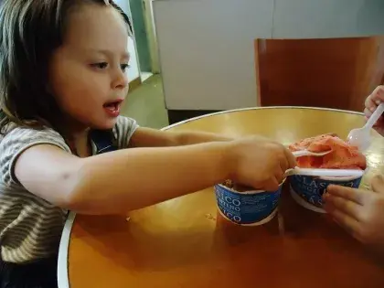 Desesperadas, tomando helado