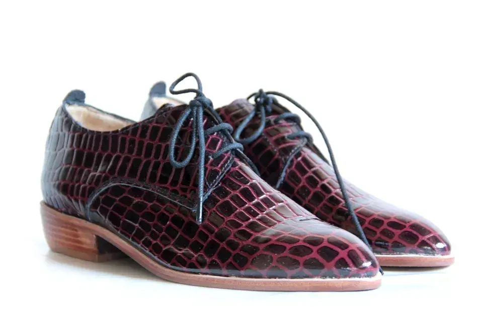 De croco bordó (Mäna, $2074)