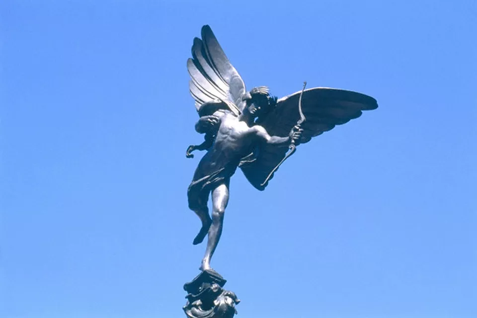 Estatua de Eros en Piccadilly Circus, Londres, Inglaterra