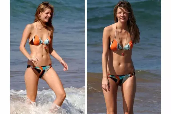 Mischa Barton, con un traje de baño colorido y un colgante al tono