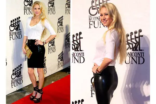 Falda negra y camisa blanca, un look que nunca falla