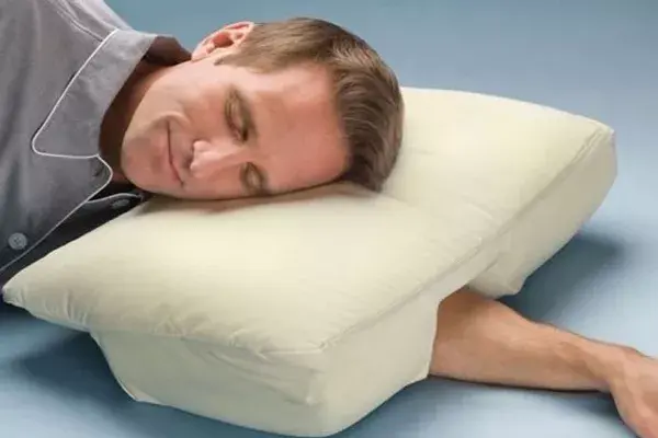 Si sos de los que duermen con el brazo bajo la almohada, ¡encontramos tu opción ideal!