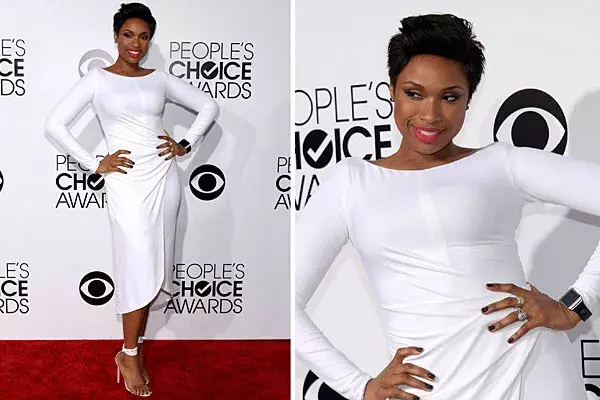Un vestido en blanco total y bien al cuerpo para Jennifer Hudson