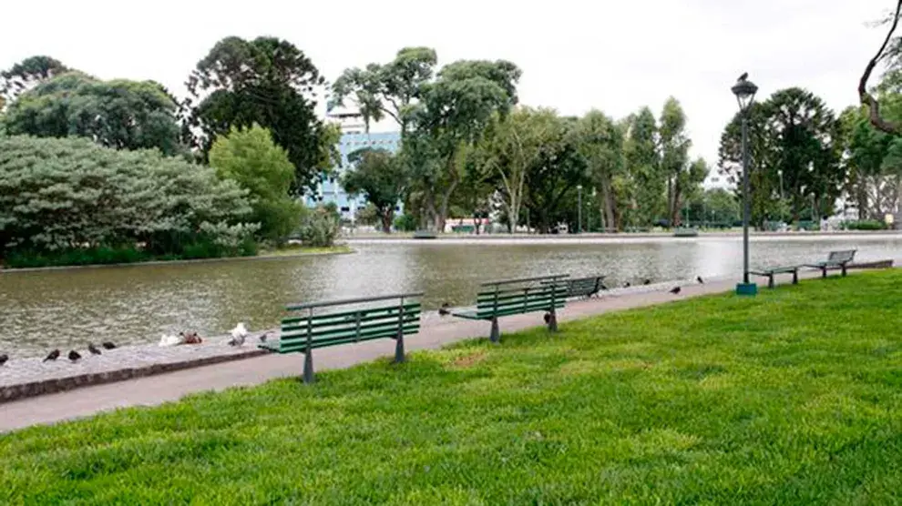 Parque Centenario, uno de los elegidos para entrenar y para el relax