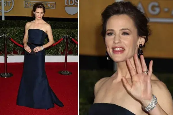 Jennifer Garner, correcta y prolija de Max Mara, pero un poco aburrida, ¿no?