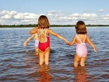 Últimas postales entrerrianas: el sábado en el río con almaviajera y amigas.