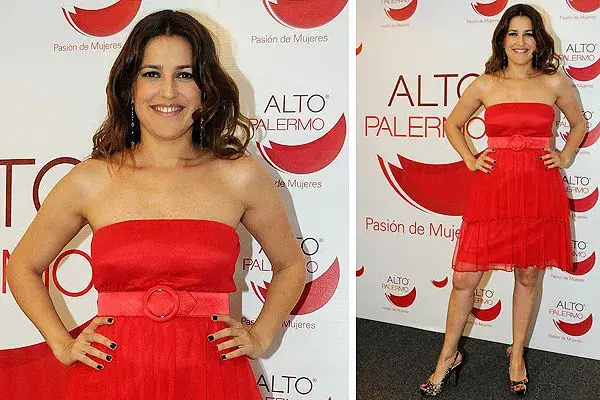 El dress code del festejo de los 20 años del shopping Alto Palermo era ir de rojo; Maju Lozano se sumó con un strapless con falda de gasa