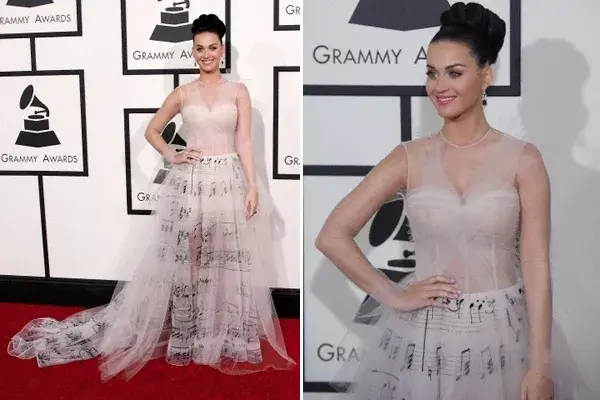 Katy Perry decidió llevar la música en el atuendo que eligió para el evento. La cantante lució un vestido de gasa con notas músicales, by Valentino