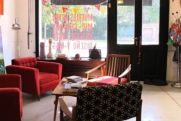 Vassily, tienda especializada en mobiliario de siglo XX. Otra de las visitas que suele recomendar Decotherapia