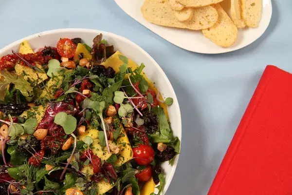 Si te gusta el café, no podés dejar de tomarte uno acá. La contextura cremosa y su sabor te transportan a Italia