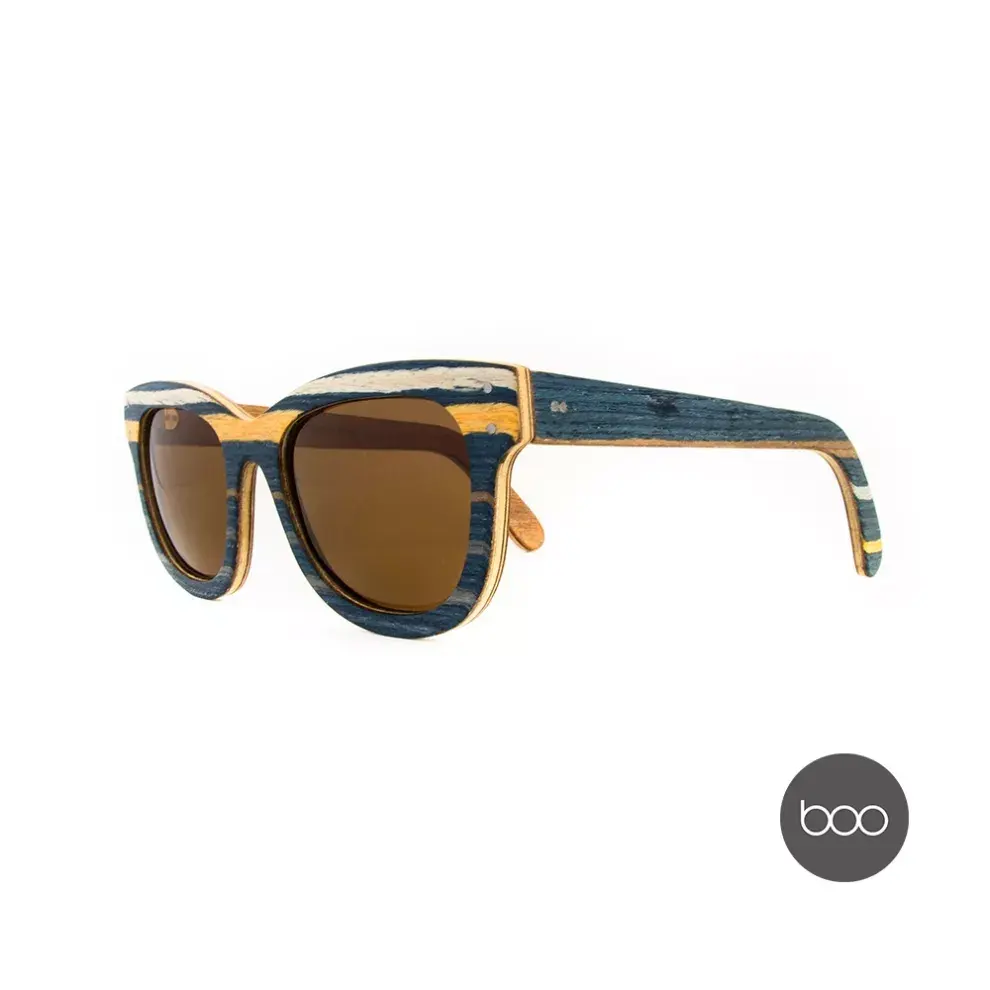 Presentó su primera colección de Anteojos Boo en el MALBA y recibió el sello de "Bueno Diseño"