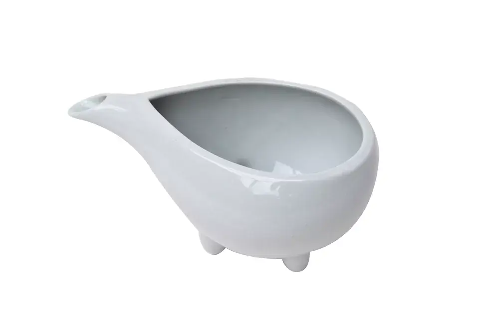 Salsera de porcelana, $600