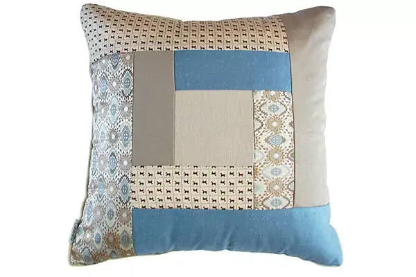 Patchwork relleno de vellón ultrasoft, con cierre (Caravana, $160)