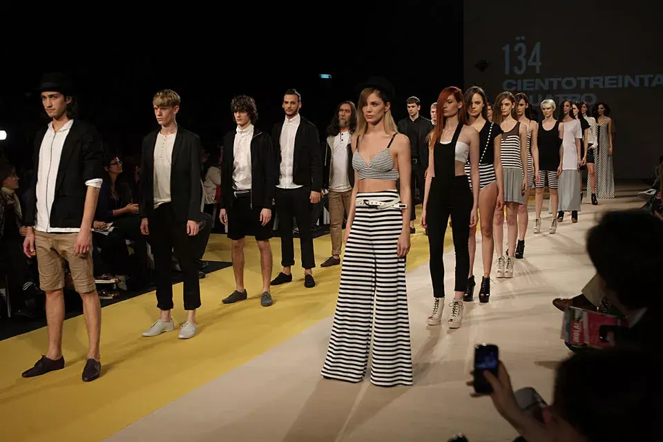 La colección de Grupo 134 se denomina Influencias; la marca cumple tres años