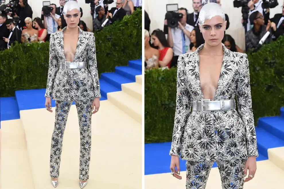 La apuesta futurista de Cara Delevingne, donde el metalizado manda. 