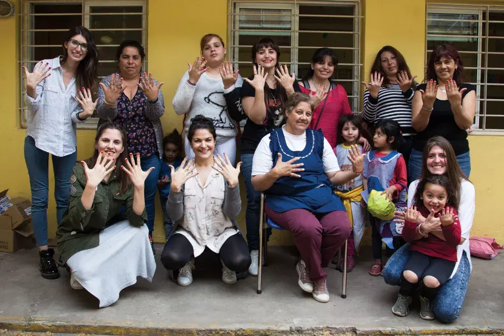 Manos prolijas, corazones contentos